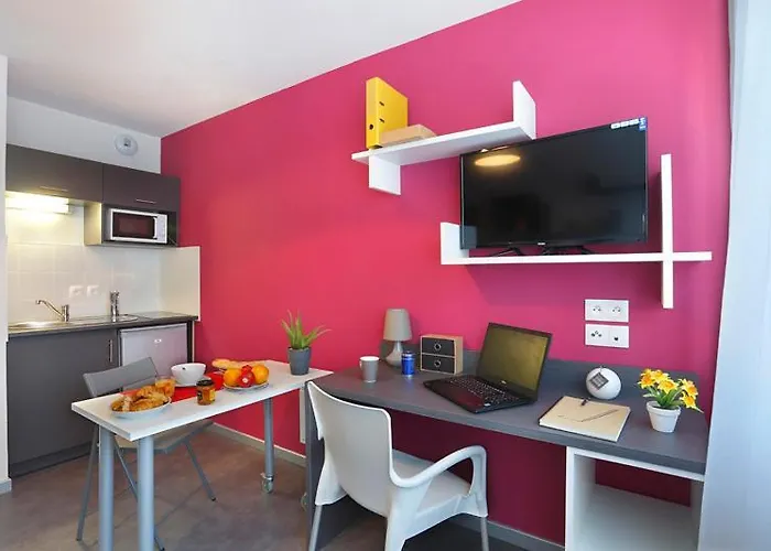 公寓 Nemea Campus *